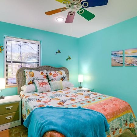 Colorful Gulfport Home Walk To The Art District! セント・ピーターズバーグ エクステリア 写真